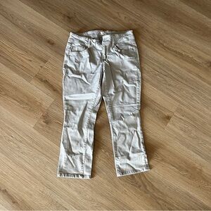 SO khaki colored cropped mid rise jean